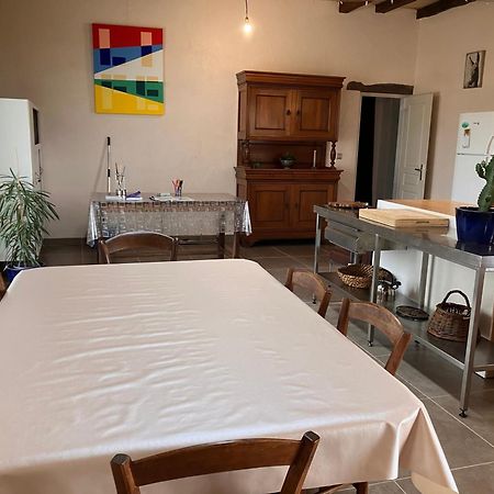 Perigourdine Avec Spa Et Vue Pomport 外观 照片