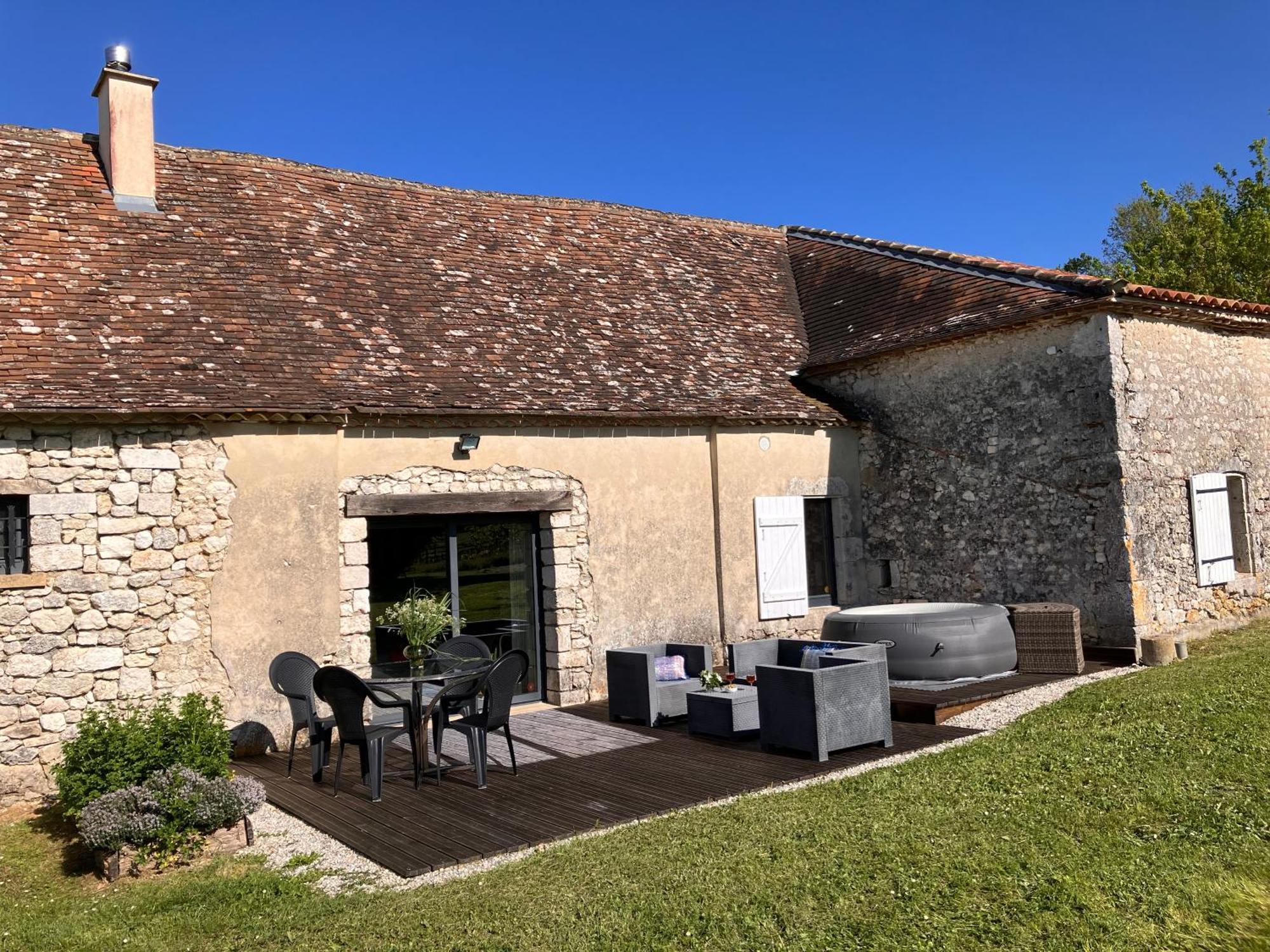 Perigourdine Avec Spa Et Vue Pomport 外观 照片